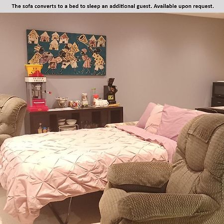 680 Sq Ft Private Space With Ensuite Bathroom Calgary Room photo